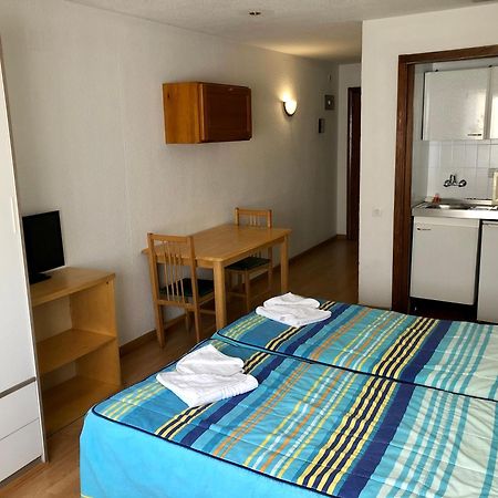 Apartamentos Goya 75 Madrid Bagian luar foto