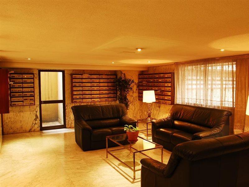 Apartamentos Goya 75 Madrid Bagian luar foto
