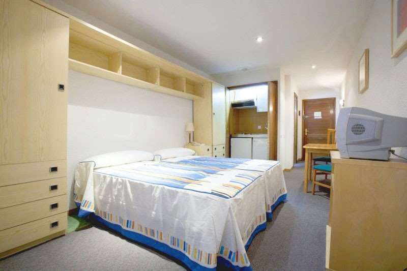 Apartamentos Goya 75 Madrid Ruang foto