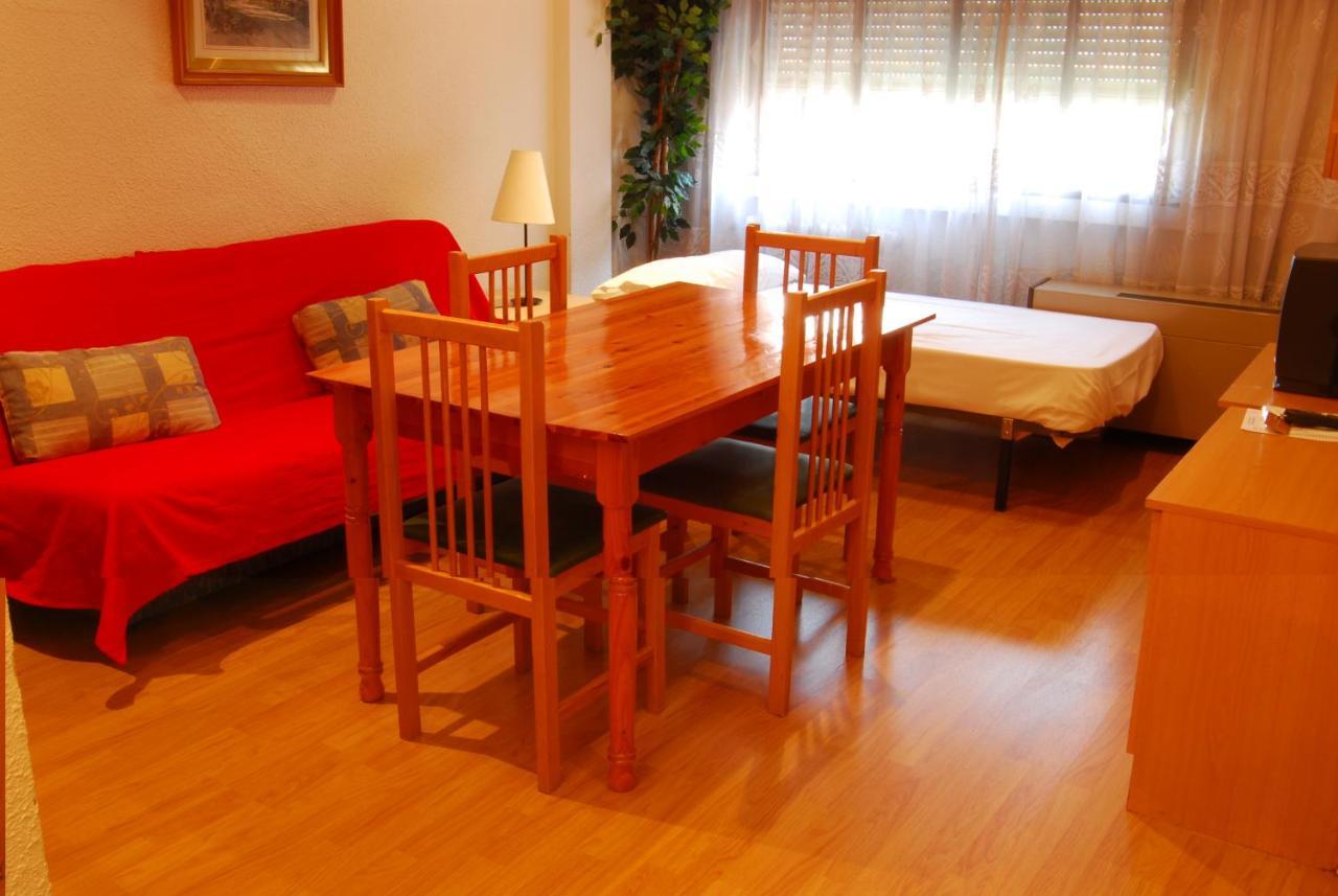 Apartamentos Goya 75 Madrid Bagian luar foto